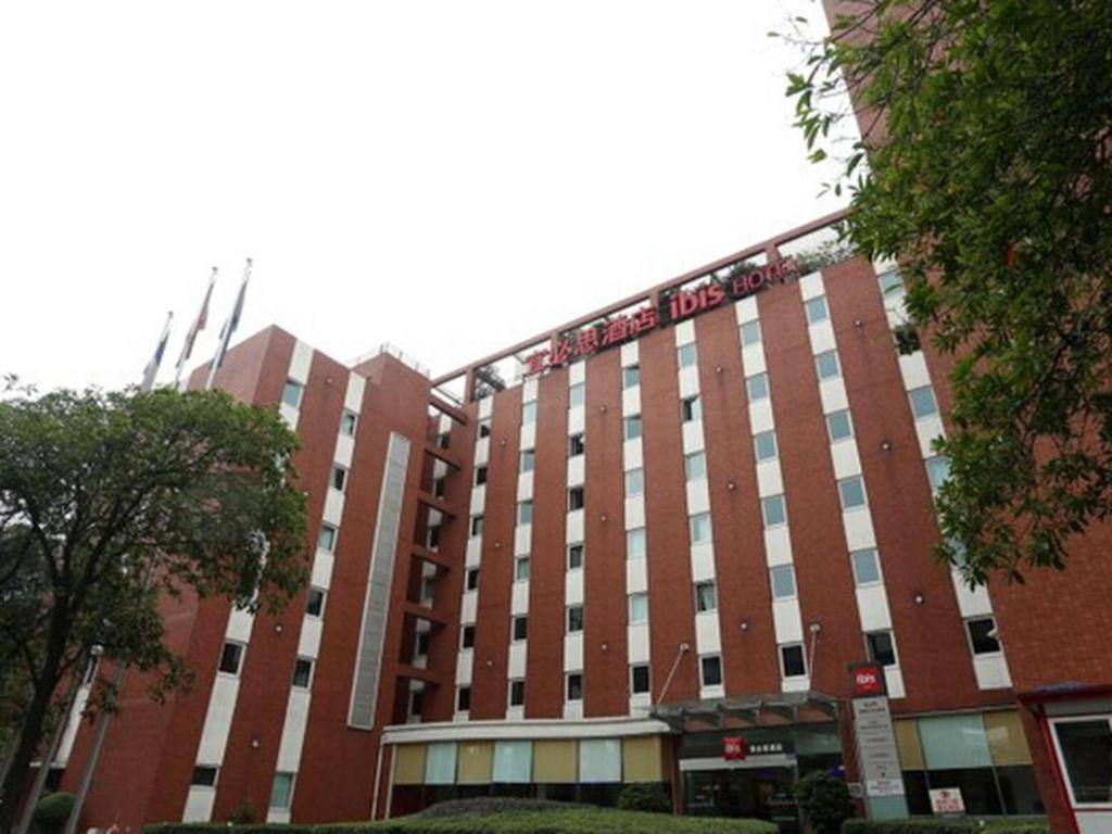 Ibis Chengdu Yongfeng Hotel Exterior photo